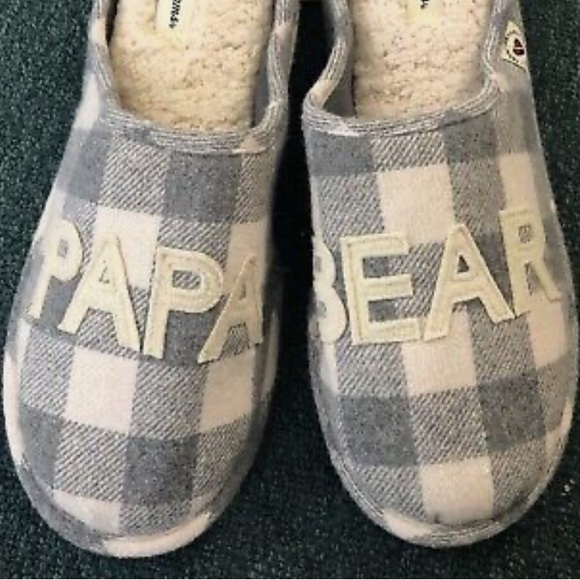 Dearfoams Men's Papa Bear Buffalo Checker Print Slippers Size Medium 9-10 NWOT - Picture 2 of 9